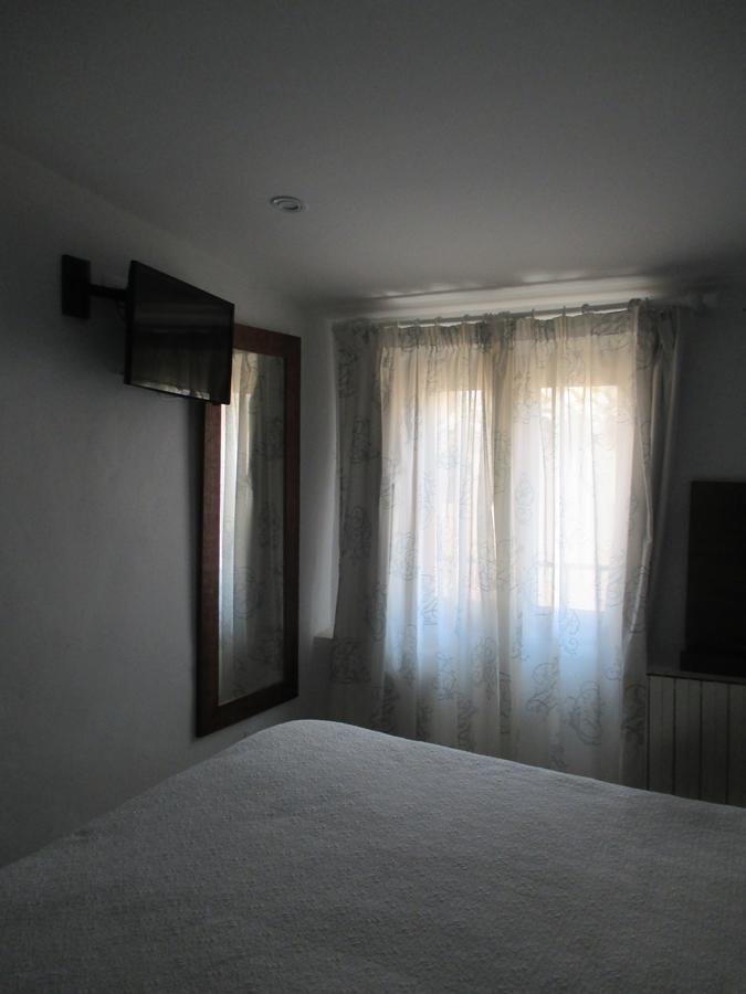 Hostal Los Aromas Vilhena Exterior foto